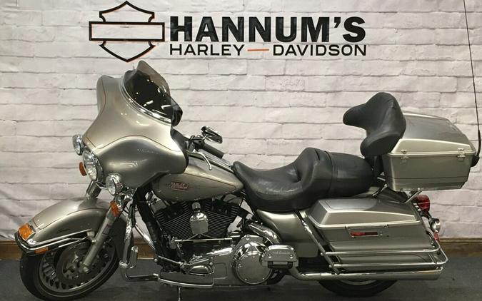 2009 Harley-Davidson® Electra Glide® Classic Pewter Pearl FLHTC