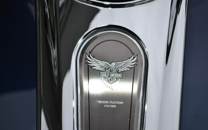 2018 Harley-Davidson CVO Limited 115th Anniversary Edition - FLHTKSE
