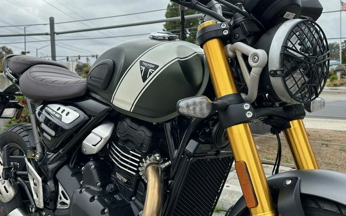 2024 Triumph Scrambler 400 X Matte Khaki Green / Fusion White