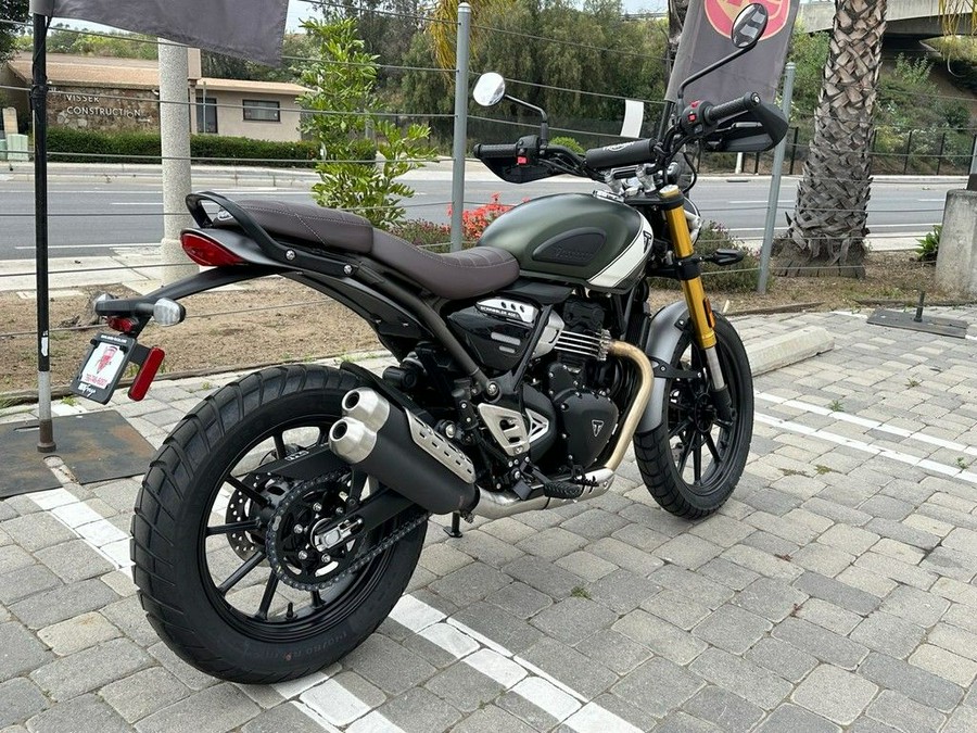 2024 Triumph Scrambler 400 X Matte Khaki Green / Fusion White