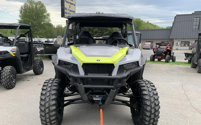 2024 Polaris® General XP 4 1000 Sport