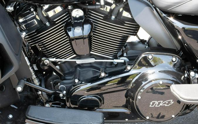 2025 Harley-Davidson Tri Glide Ultra FLHTCUTG