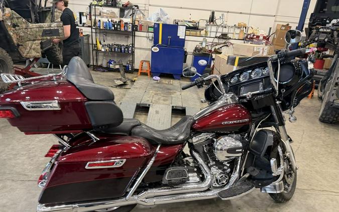 2015 Harley-Davidson® FLHTK - Ultra Limited