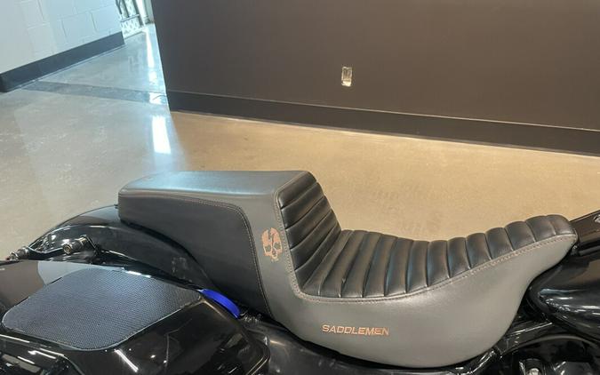 2018 Harley-Davidson® Street Glide® Special Vivid Black