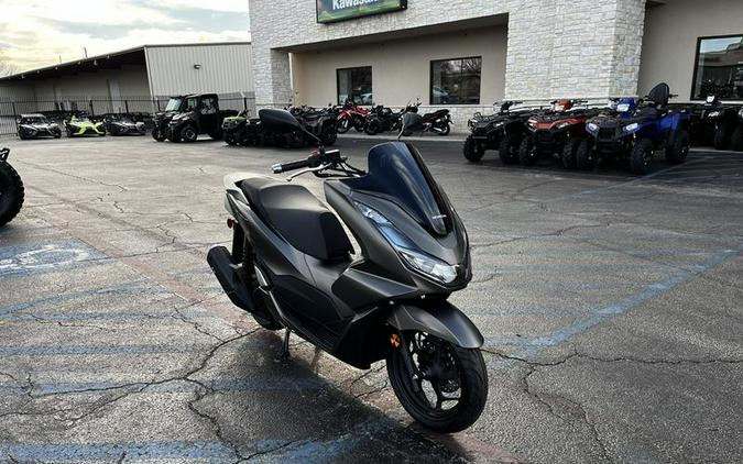 2023 Honda® PCX