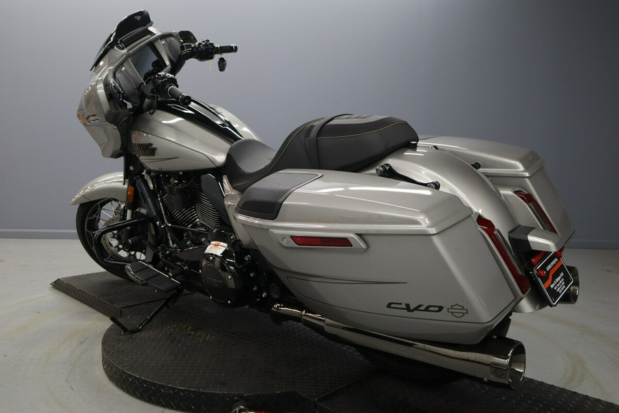 2023 Harley-Davidson Pre-owned 2023 CVO Street Glide FLHXSE dark platinum