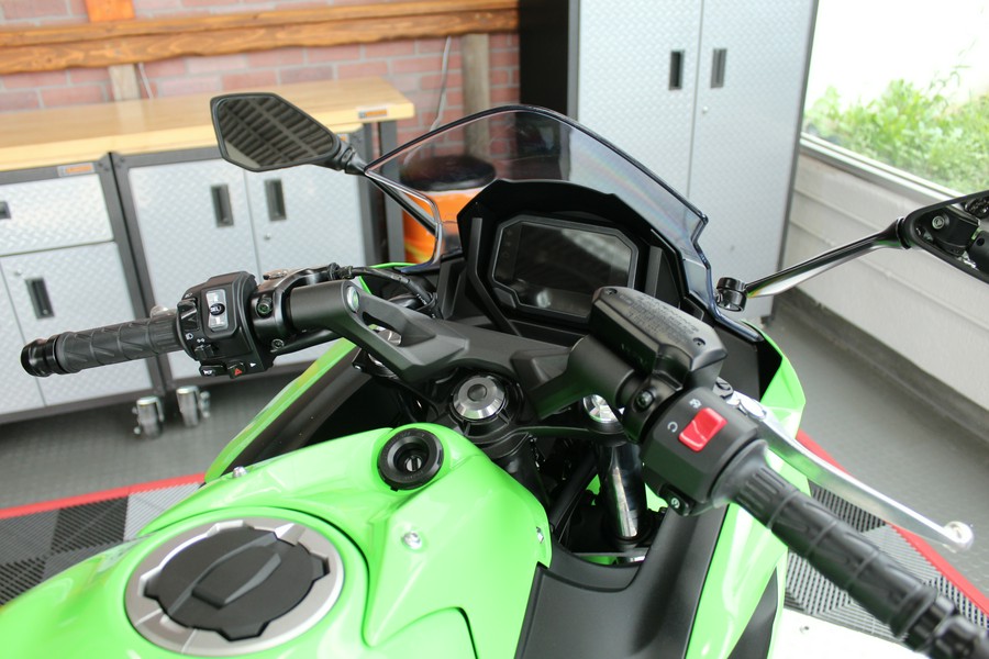 2025 Kawasaki Ninja® 650 ABS KRT Edition