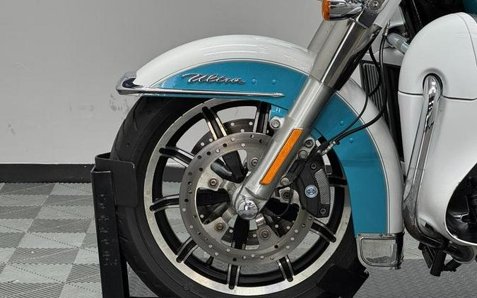 2017 Harley-Davidson® FLHTCU - Electra Glide® Ultra Classic®