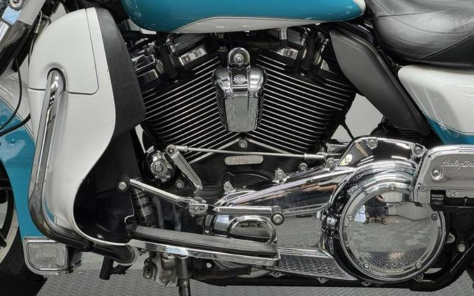 2017 Harley-Davidson® FLHTCU - Electra Glide® Ultra Classic®