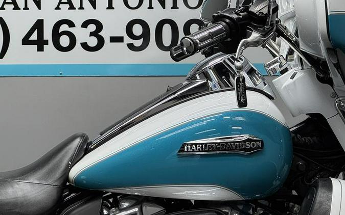 2017 Harley-Davidson® FLHTCU - Electra Glide® Ultra Classic®