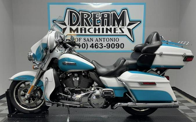 2017 Harley-Davidson® FLHTCU - Electra Glide® Ultra Classic®