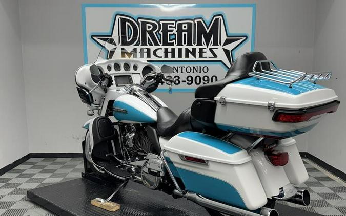 2017 Harley-Davidson® FLHTCU - Electra Glide® Ultra Classic®