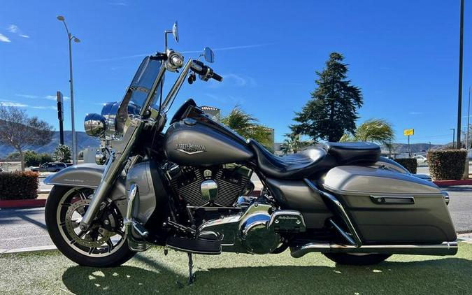 2016 Harley-Davidson® FLHR - Road King®