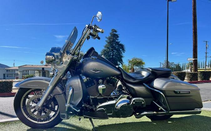 2016 Harley-Davidson® FLHR - Road King®