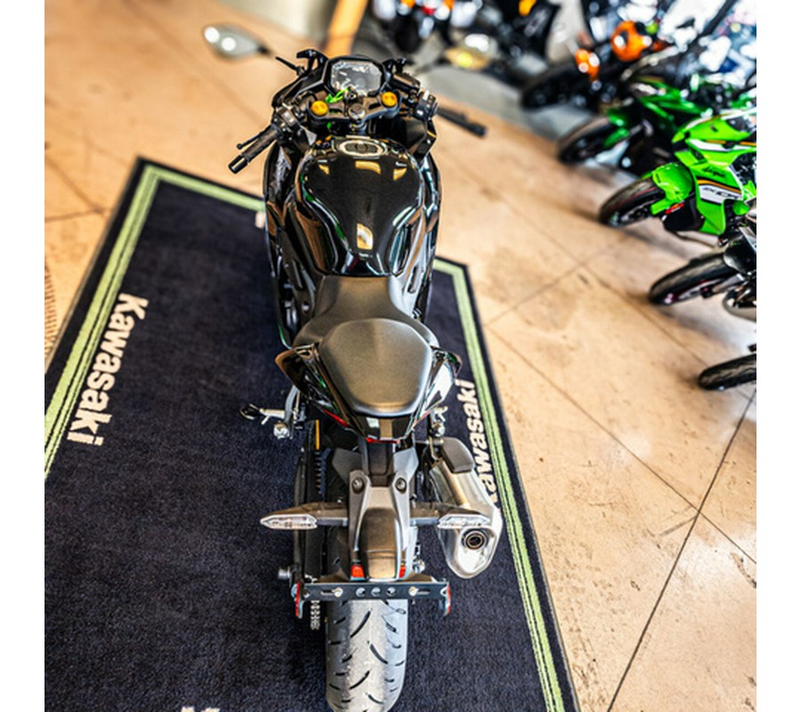 2025 Kawasaki NINJA ZX-4R ABS