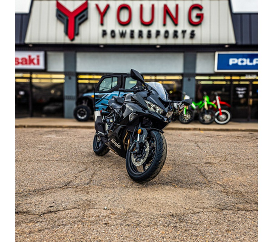 2025 Kawasaki NINJA ZX-4R ABS