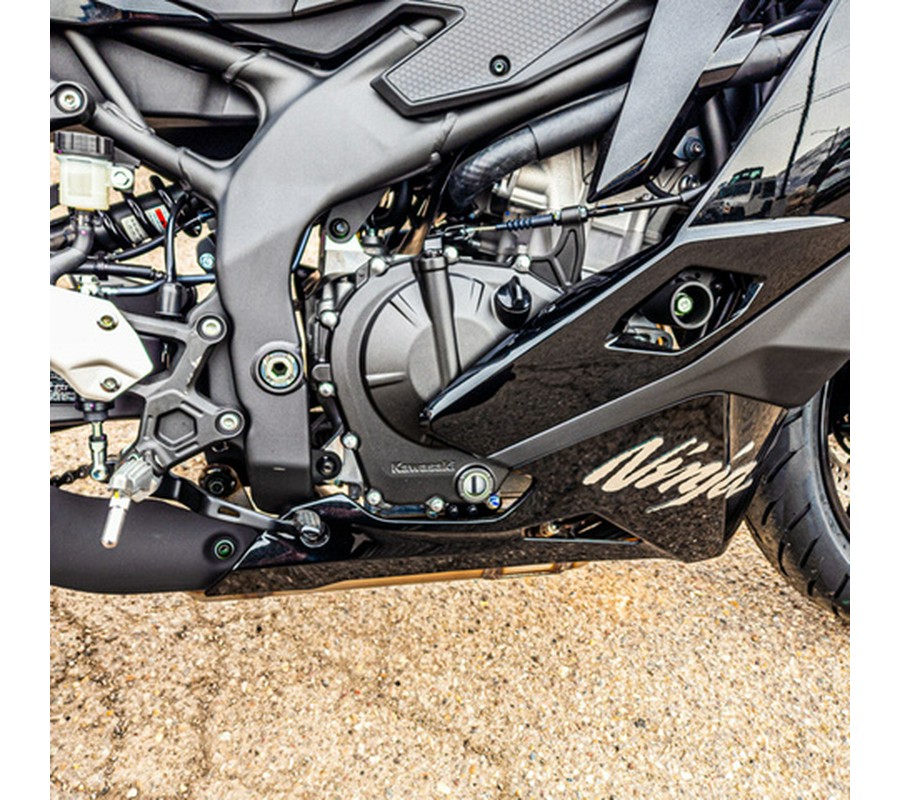 2025 Kawasaki NINJA ZX-4R ABS