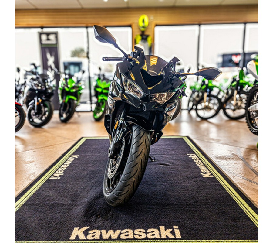 2025 Kawasaki NINJA ZX-4R ABS
