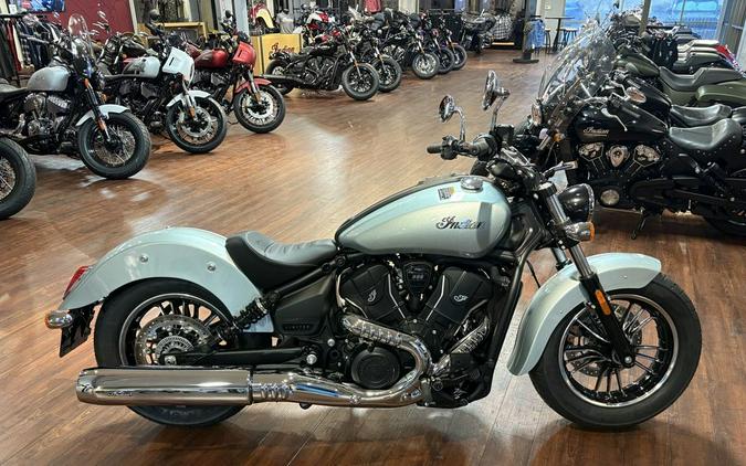 2025 Indian Motorcycle® Scout® Sixty Classic Limited Frost Silver