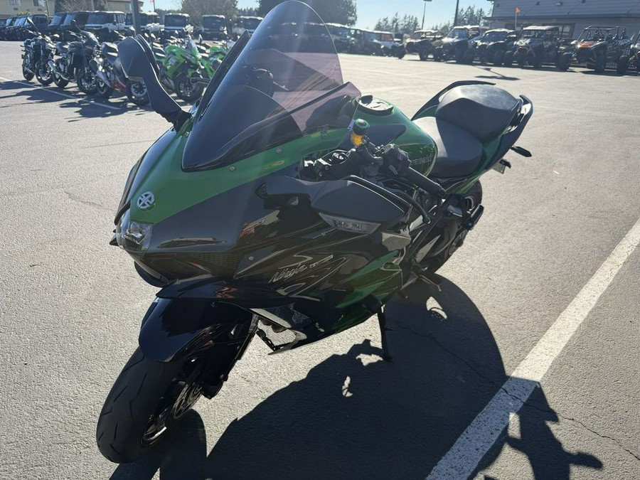 2022 Kawasaki Ninja H2® SX SE