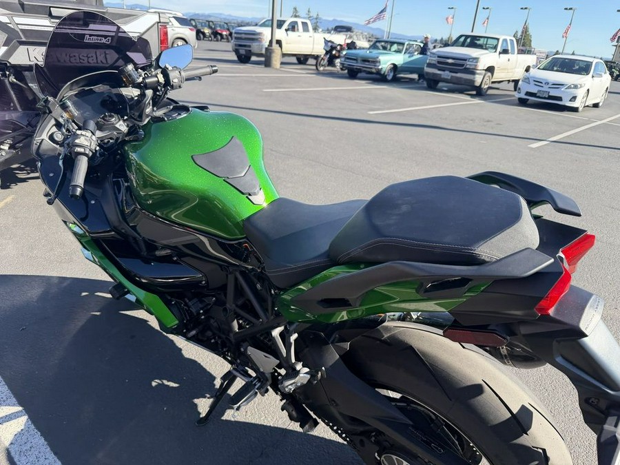 2022 Kawasaki Ninja H2® SX SE