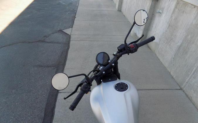 2026 Royal Enfield Guerrilla 450 Smoke Silver