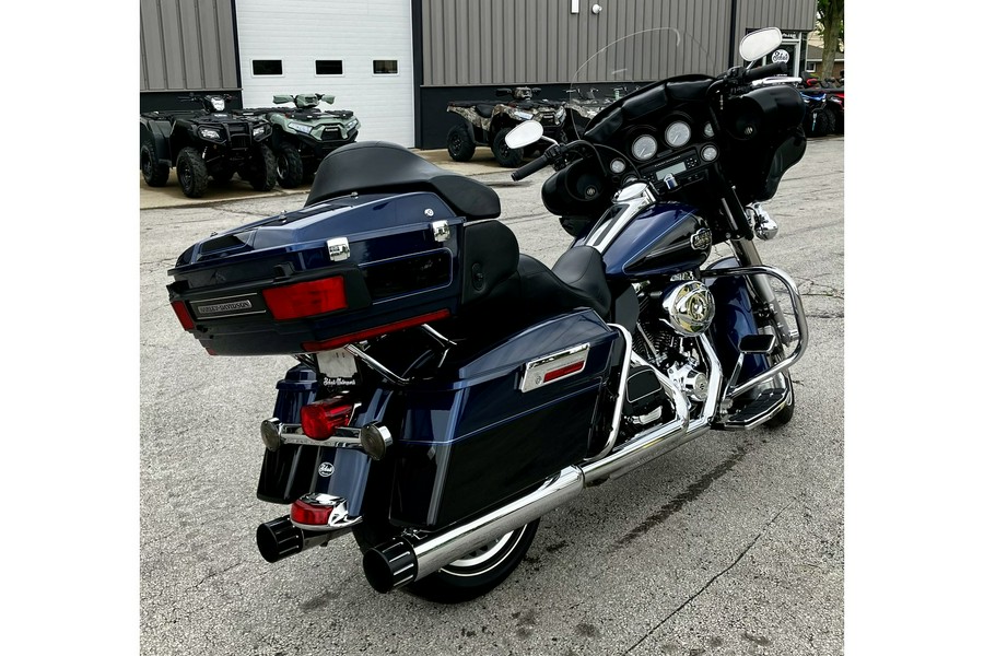 2012 Harley-Davidson® FLHTCU - Electra Glide Ultra Classic