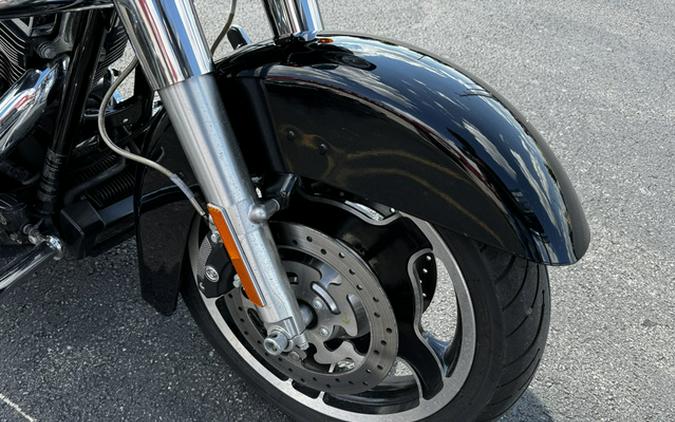 2013 Harley-Davidson Street Glide Base