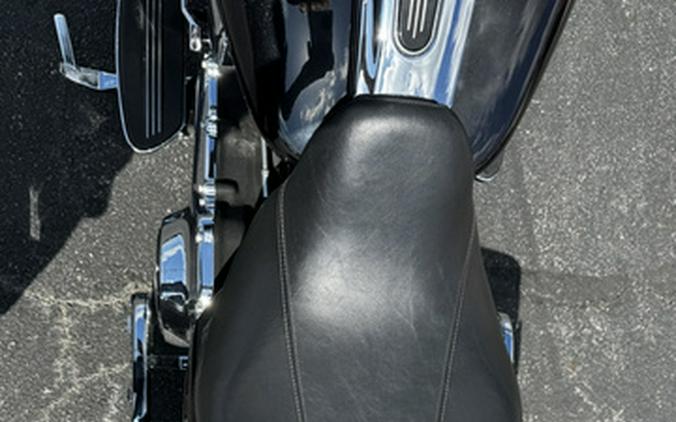 2013 Harley-Davidson Street Glide Base