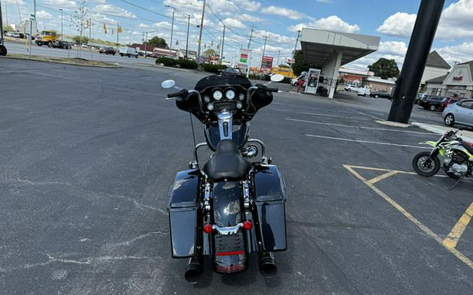 2013 Harley-Davidson Street Glide Base