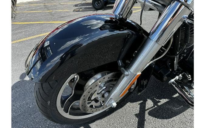 2013 Harley-Davidson® Street Glide Base