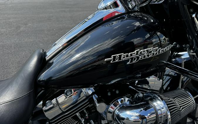 2013 Harley-Davidson Street Glide Base