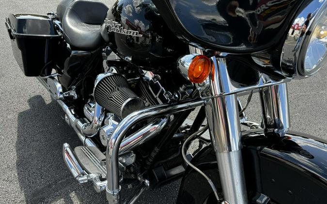 2013 Harley-Davidson Street Glide Base