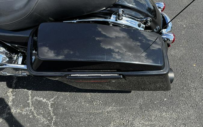 2013 Harley-Davidson Street Glide Base