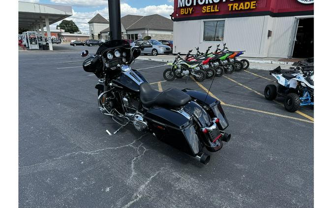 2013 Harley-Davidson® Street Glide Base