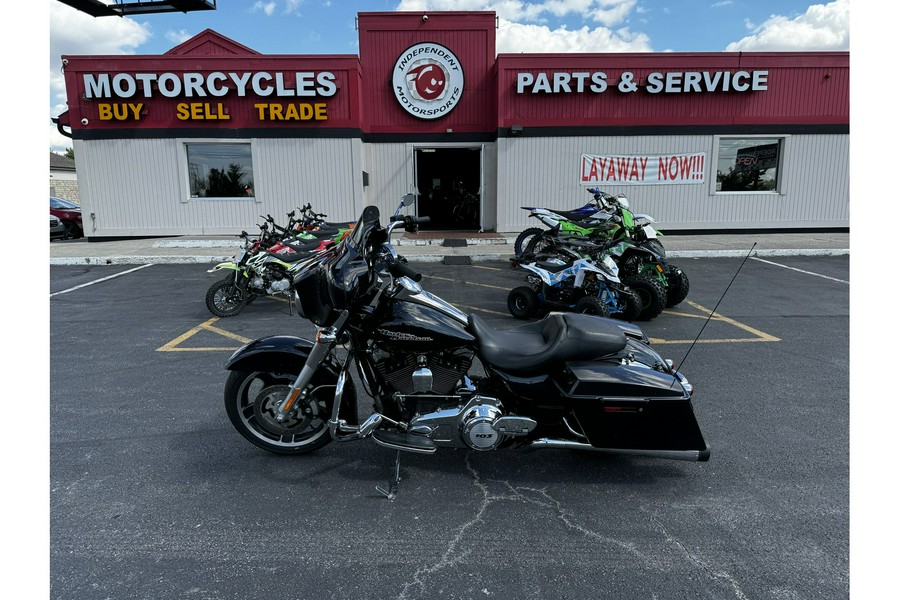 2013 Harley-Davidson® Street Glide Base