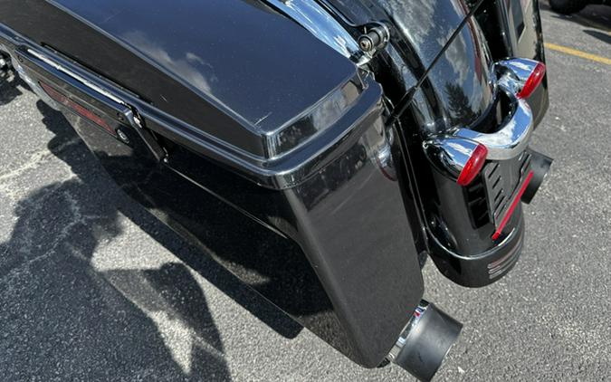 2013 Harley-Davidson Street Glide Base