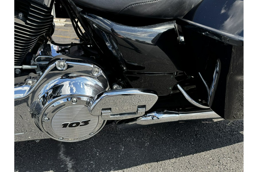 2013 Harley-Davidson® Street Glide Base