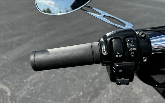 2013 Harley-Davidson Street Glide Base