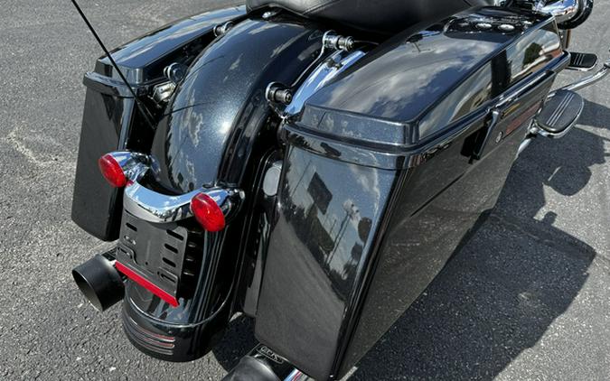 2013 Harley-Davidson Street Glide Base