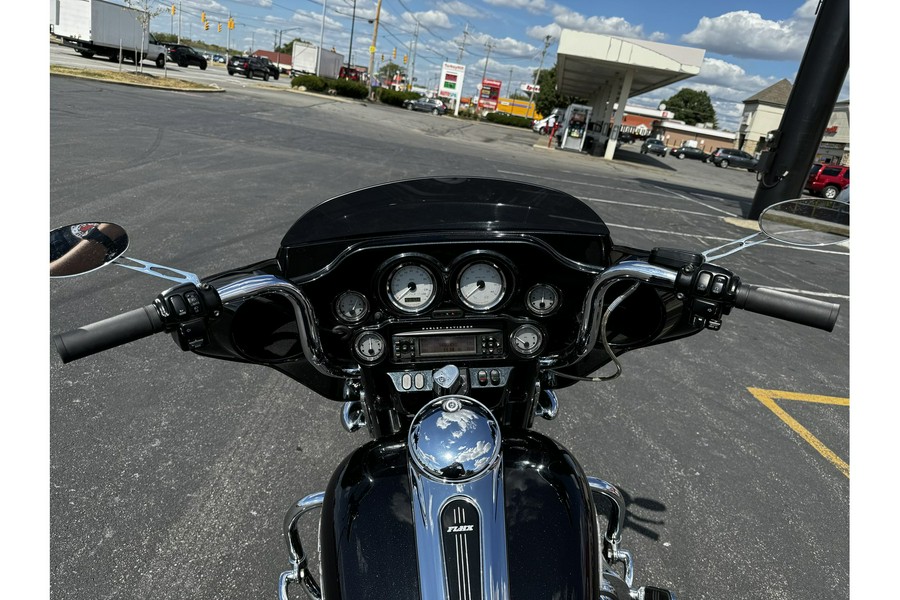 2013 Harley-Davidson® Street Glide Base