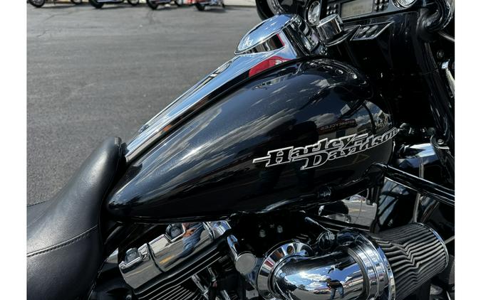 2013 Harley-Davidson® Street Glide Base