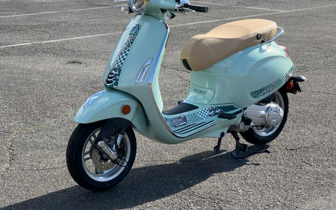 2025 Vespa Primavera 50 Batik