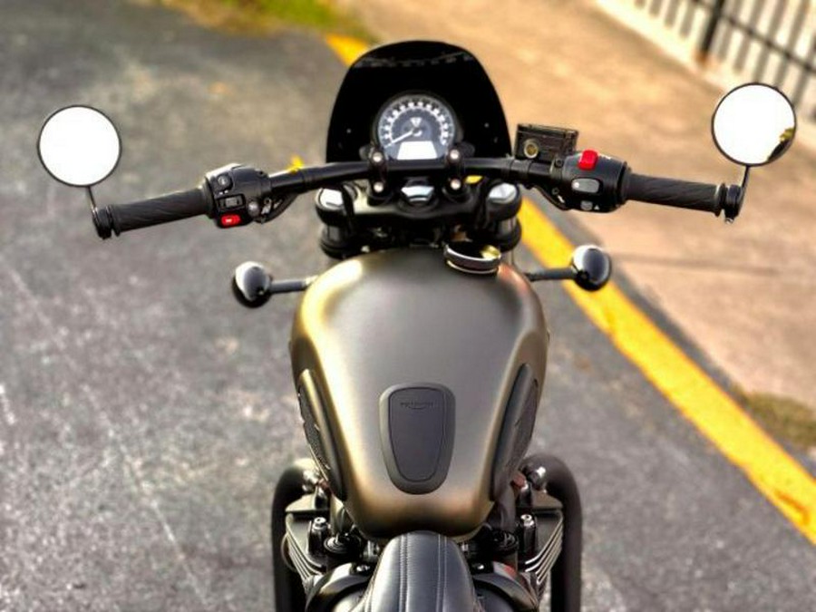 2020 Triumph Bonneville Bobber Black