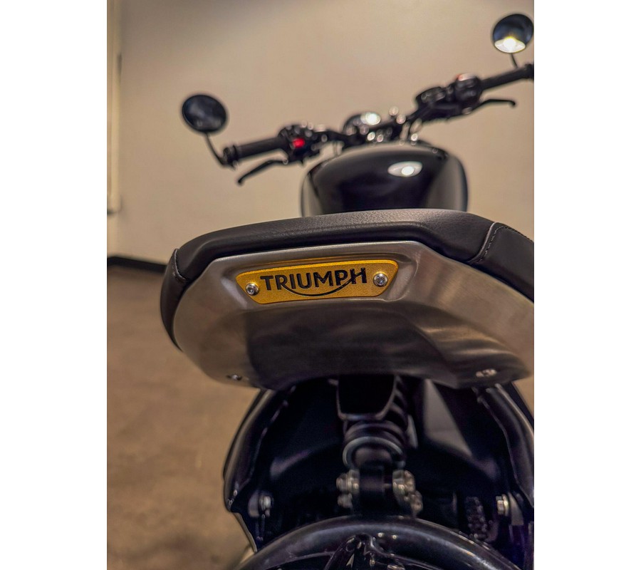 2026 Triumph Bonneville Bobber