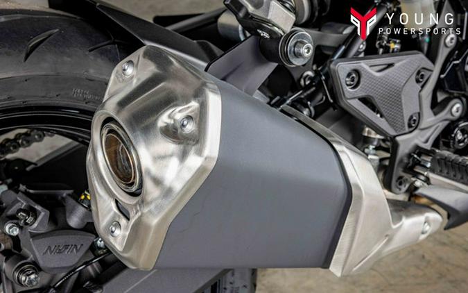 2025 Kawasaki Z900 ABS Metallic Spark Black/Metallic Carbon Gray