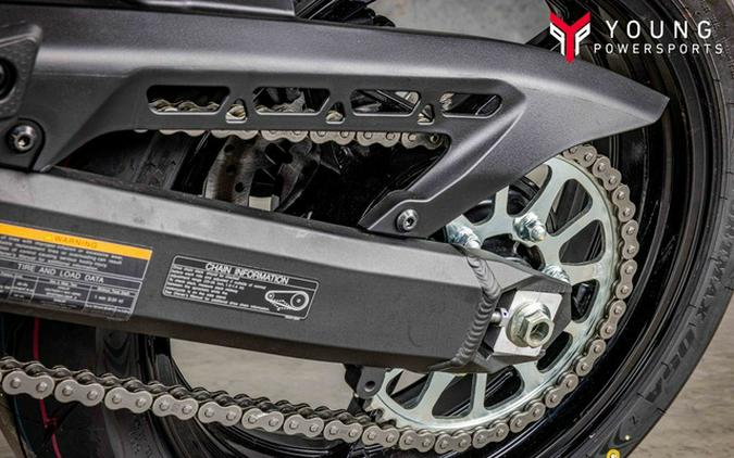 2025 Kawasaki Z900 ABS Metallic Spark Black/Metallic Carbon Gray