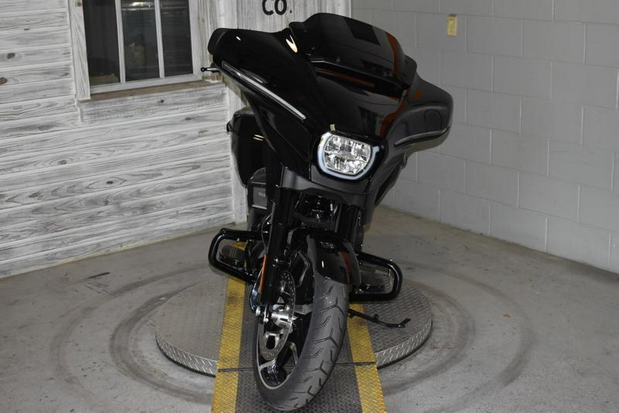 2025 Harley-Davidson® FLHX - Street Glide®