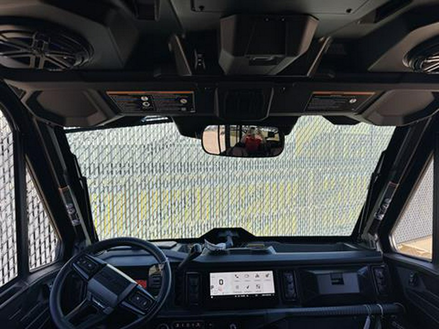 2026 Can-Am Defender MAX Lone Star CAB HD11