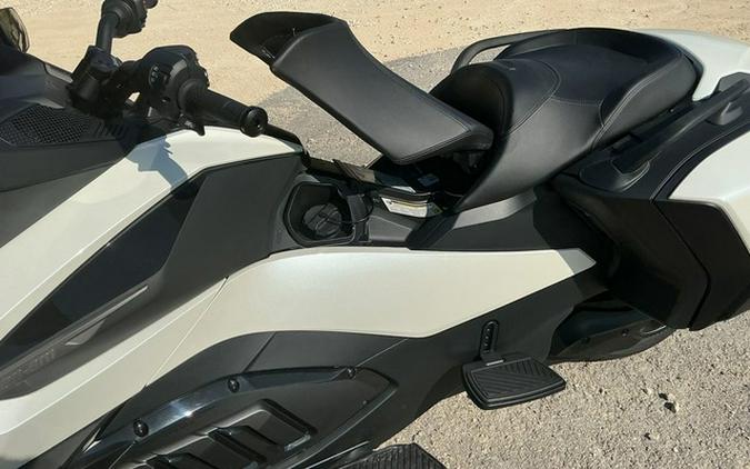 2026 Can-Am Spyder RT